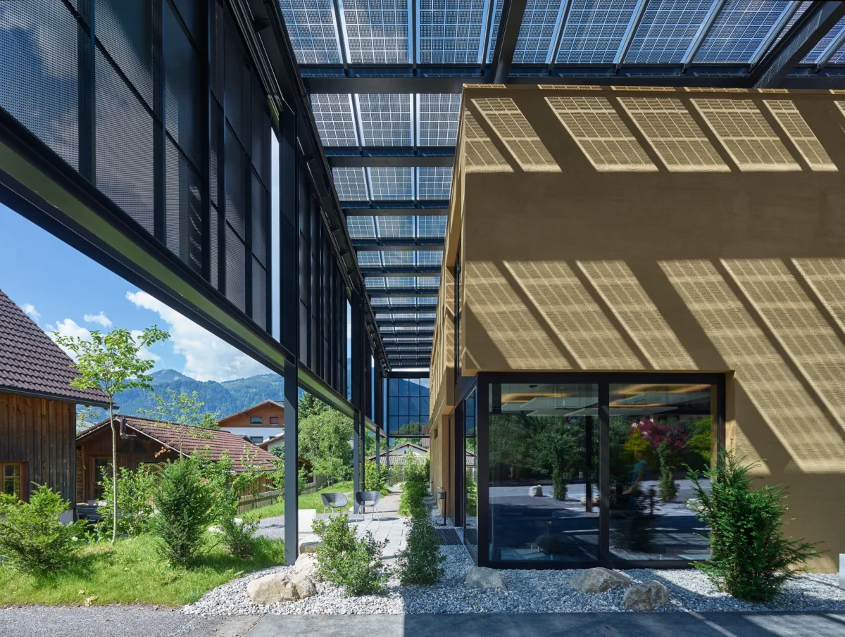 Safeside Headquarter von Hammerer Architekten