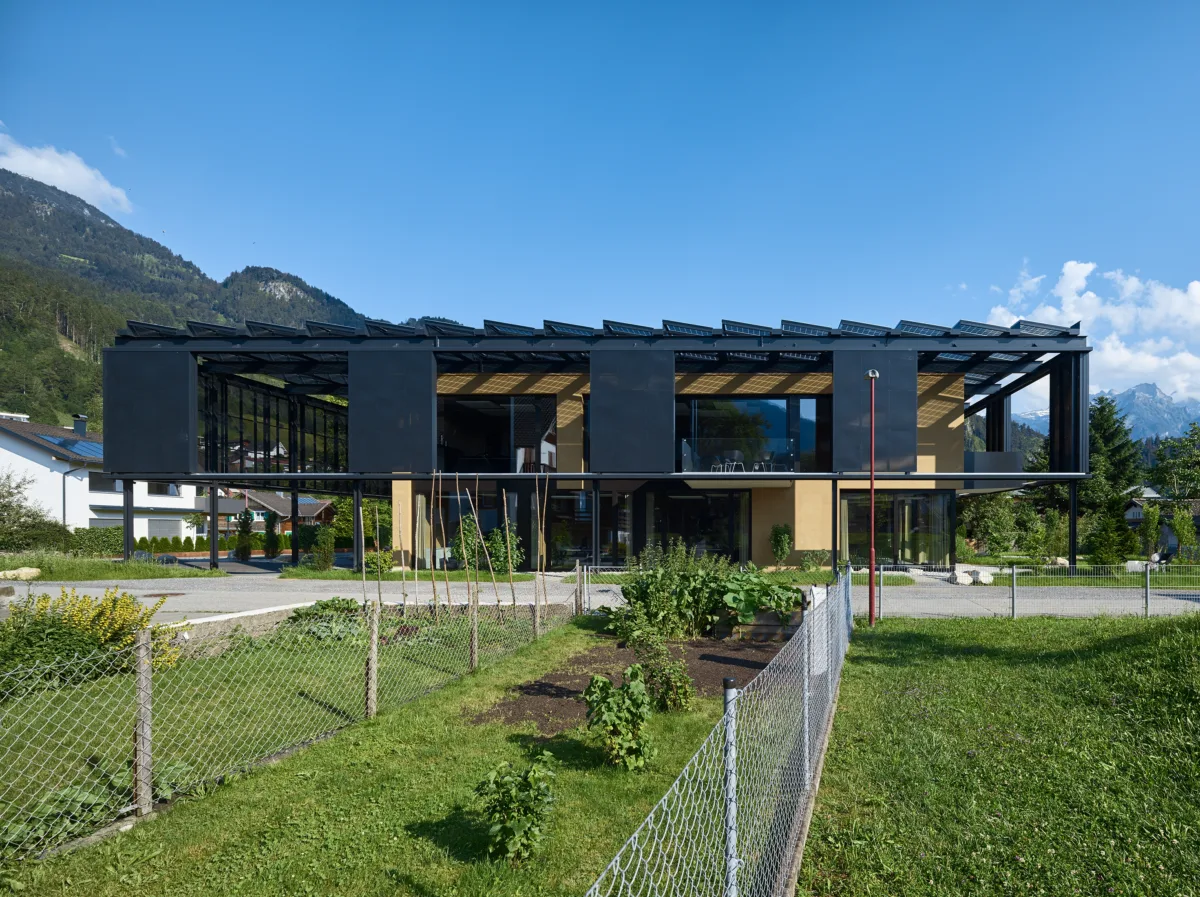 Safeside Headquarter von Hammerer Architekten